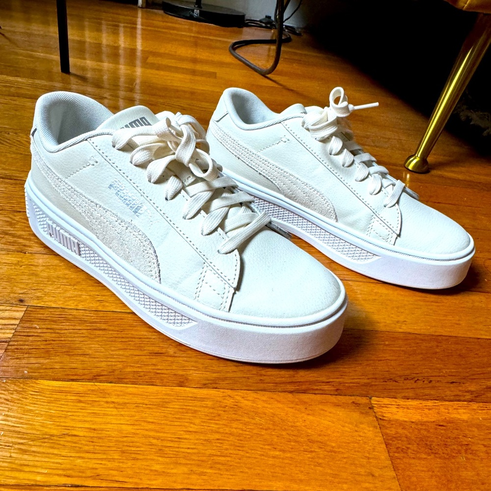 WOMENS PUMA Smash Platform V3 Mono Twist Sneakers - LIKE NEW!